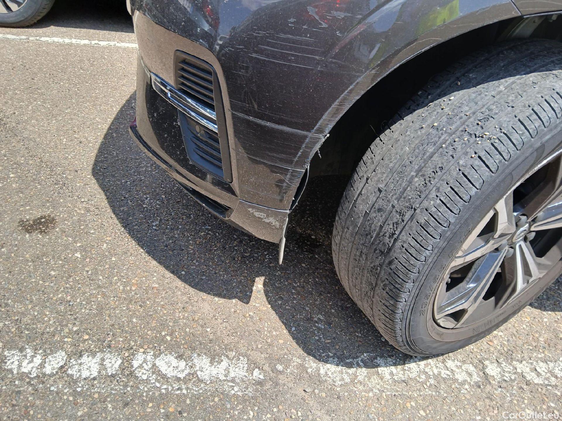 Volvo  XC60 VOLVO  / 2017 / 5P / todoterreno 2.0 B4 D Momentum Pro Auto #28
