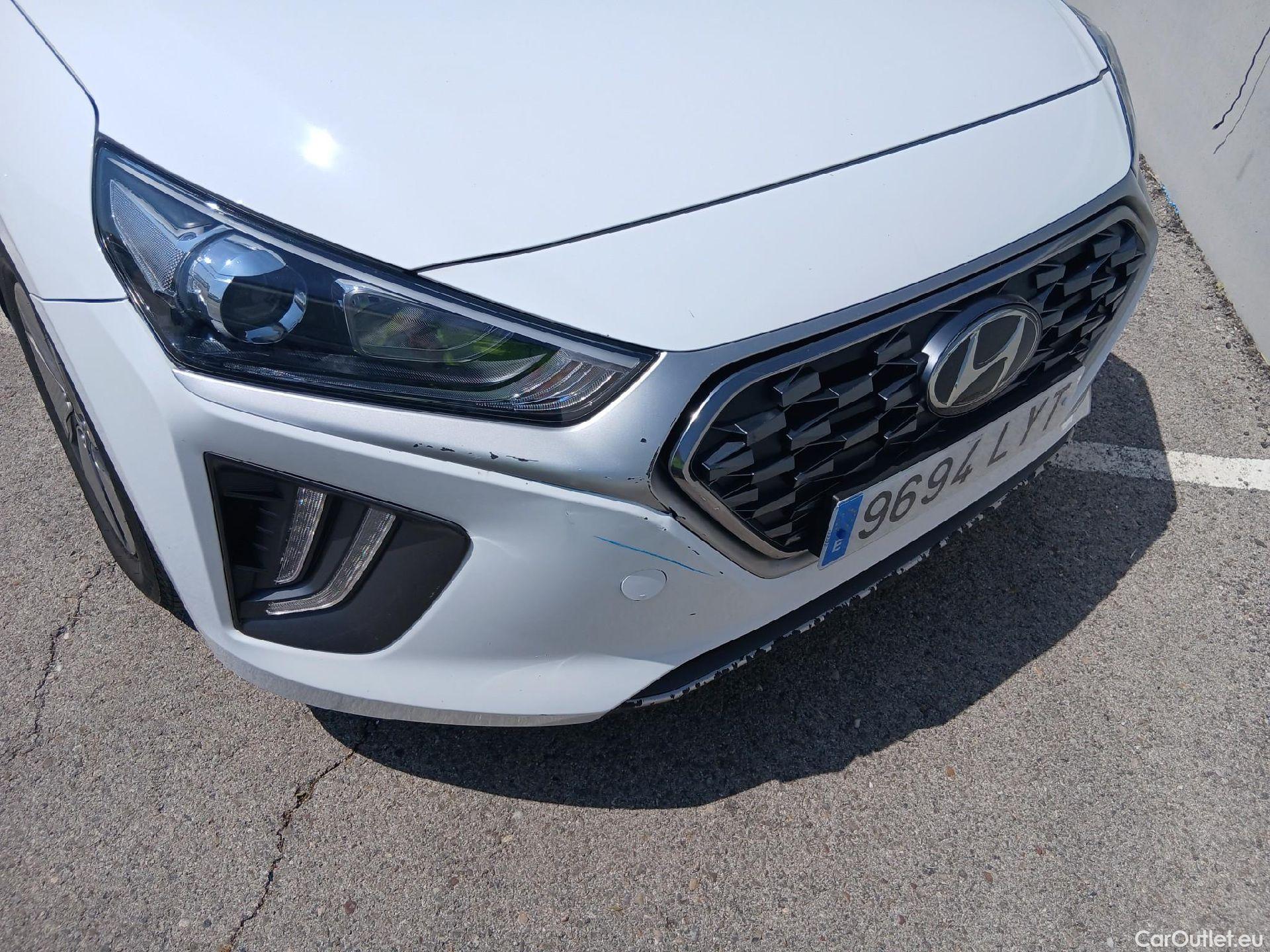  Hyundai   Ioniq HYUNDAI / 2019 / 5P / berlina con portón 1.6 GDI HEV Klass DCT #4