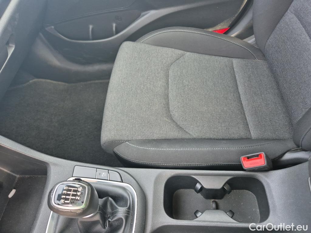  Hyundai  i30 HYUNDAI  / 2020 / 5P / berlina con portón 1.0 TGDI 48V Klass #25