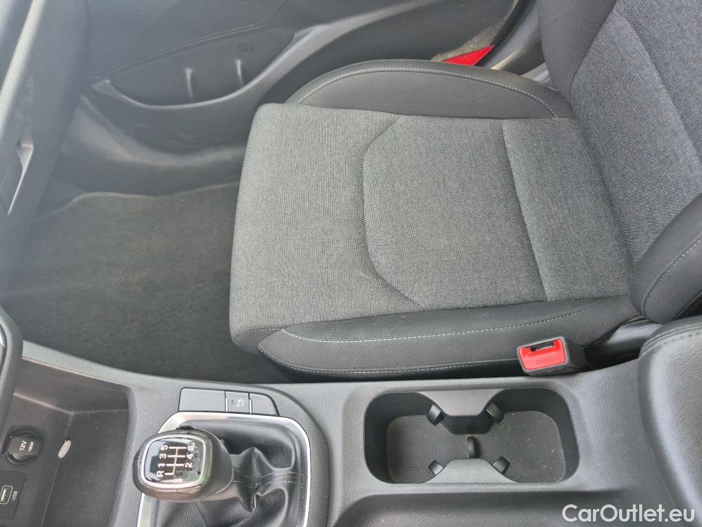  Hyundai  i30 HYUNDAI  / 2020 / 5P / berlina con portón 1.0 TGDI 48V Klass #12