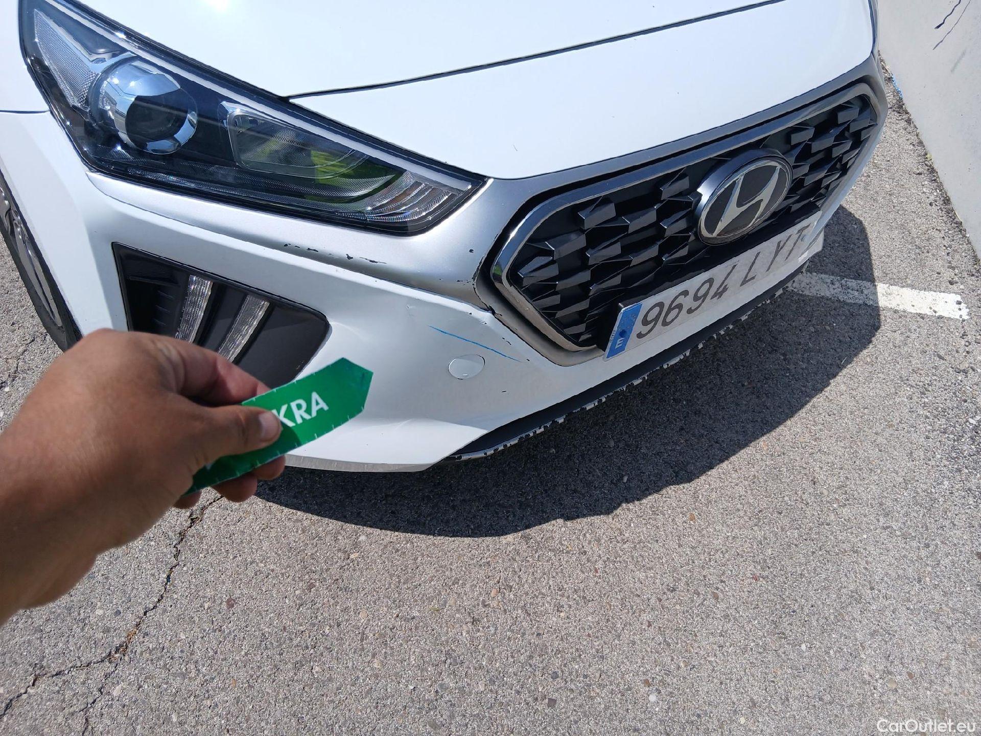  Hyundai   Ioniq HYUNDAI / 2019 / 5P / berlina con portón 1.6 GDI HEV Klass DCT #3
