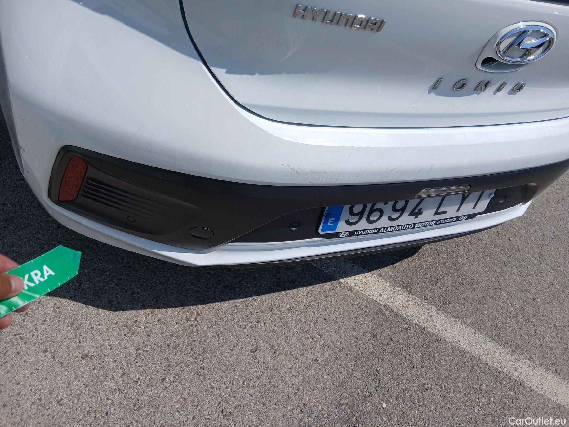  Hyundai   Ioniq HYUNDAI / 2019 / 5P / berlina con portón 1.6 GDI HEV Klass DCT #28