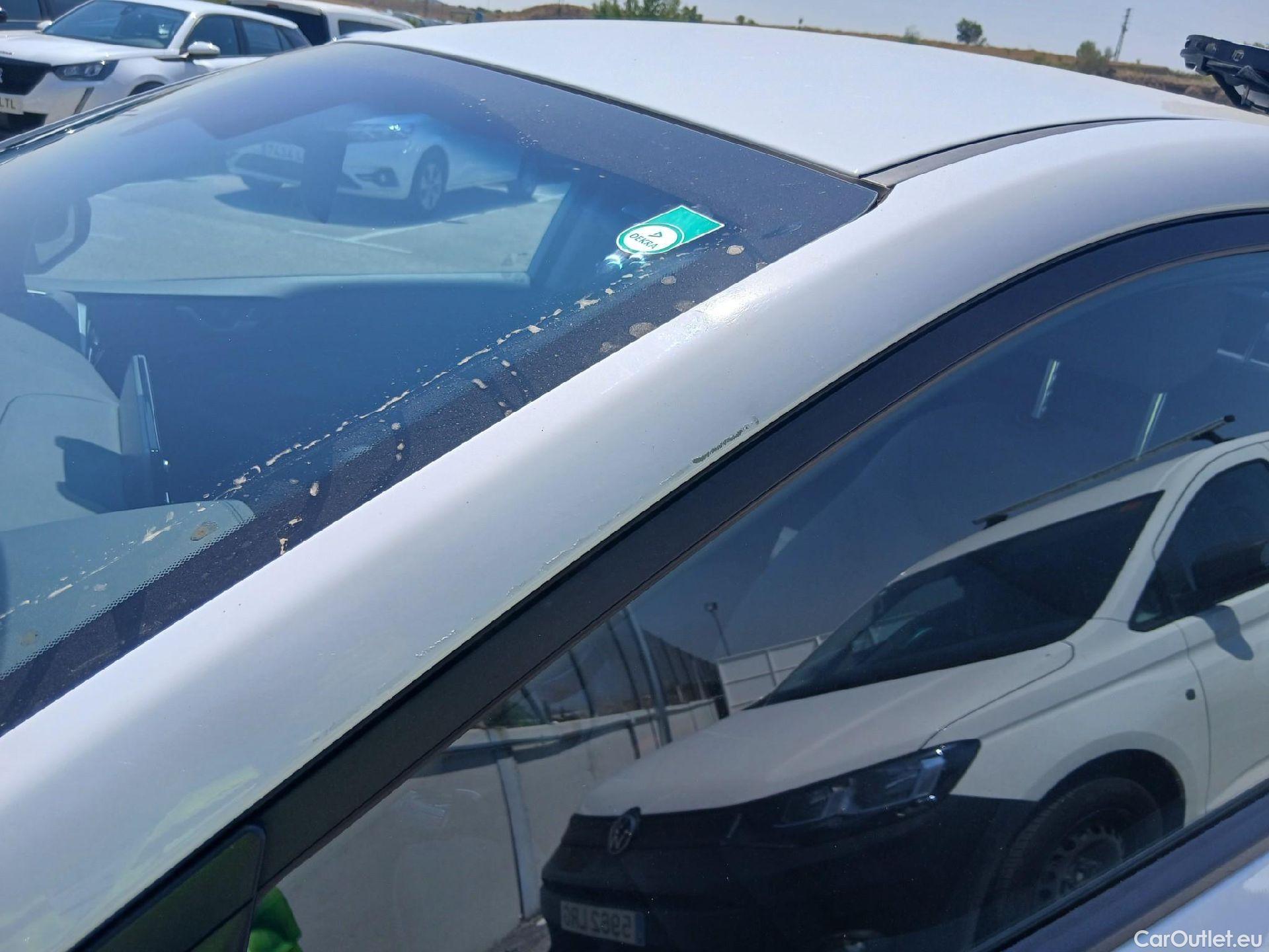  Hyundai   Ioniq HYUNDAI / 2019 / 5P / berlina con portón 1.6 GDI HEV Klass DCT #44