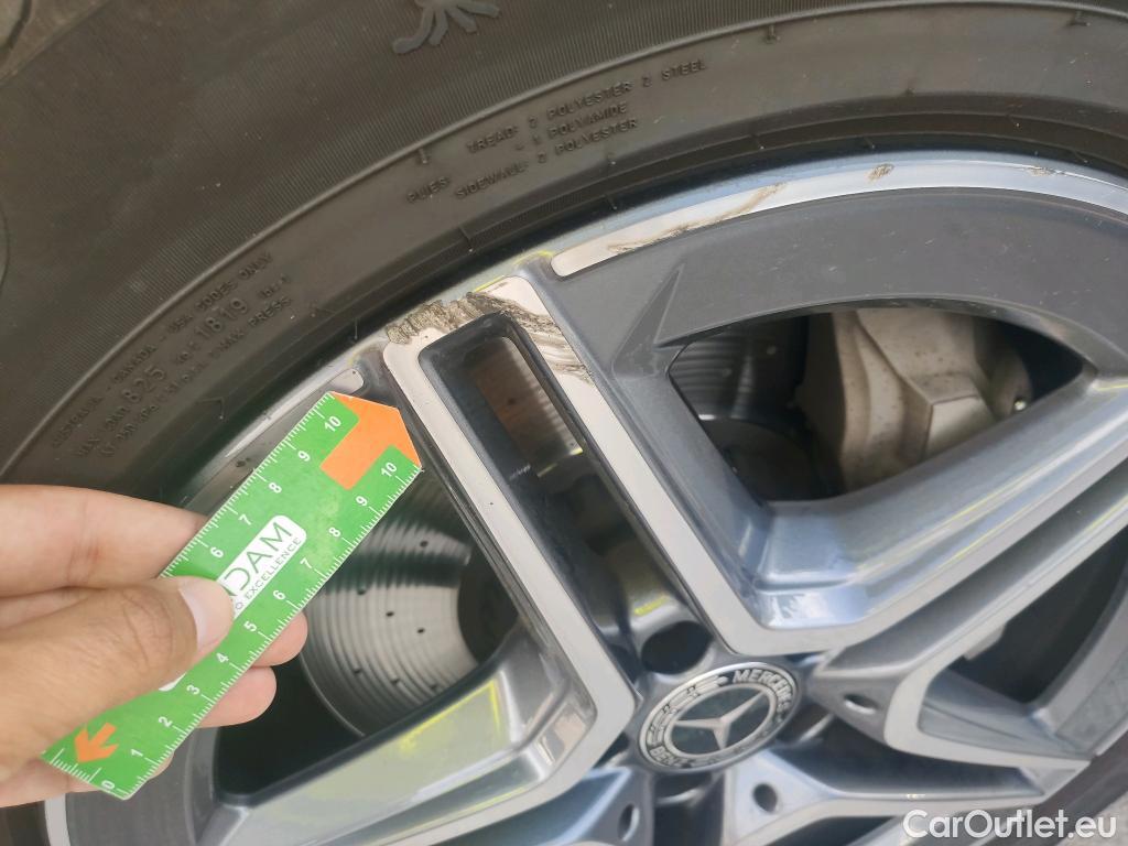  Mercedes  G-Klasee MERCEDES-BENZ Clase GLC / 2019 / 5P / todoterreno GLC 200 4MATIC #4