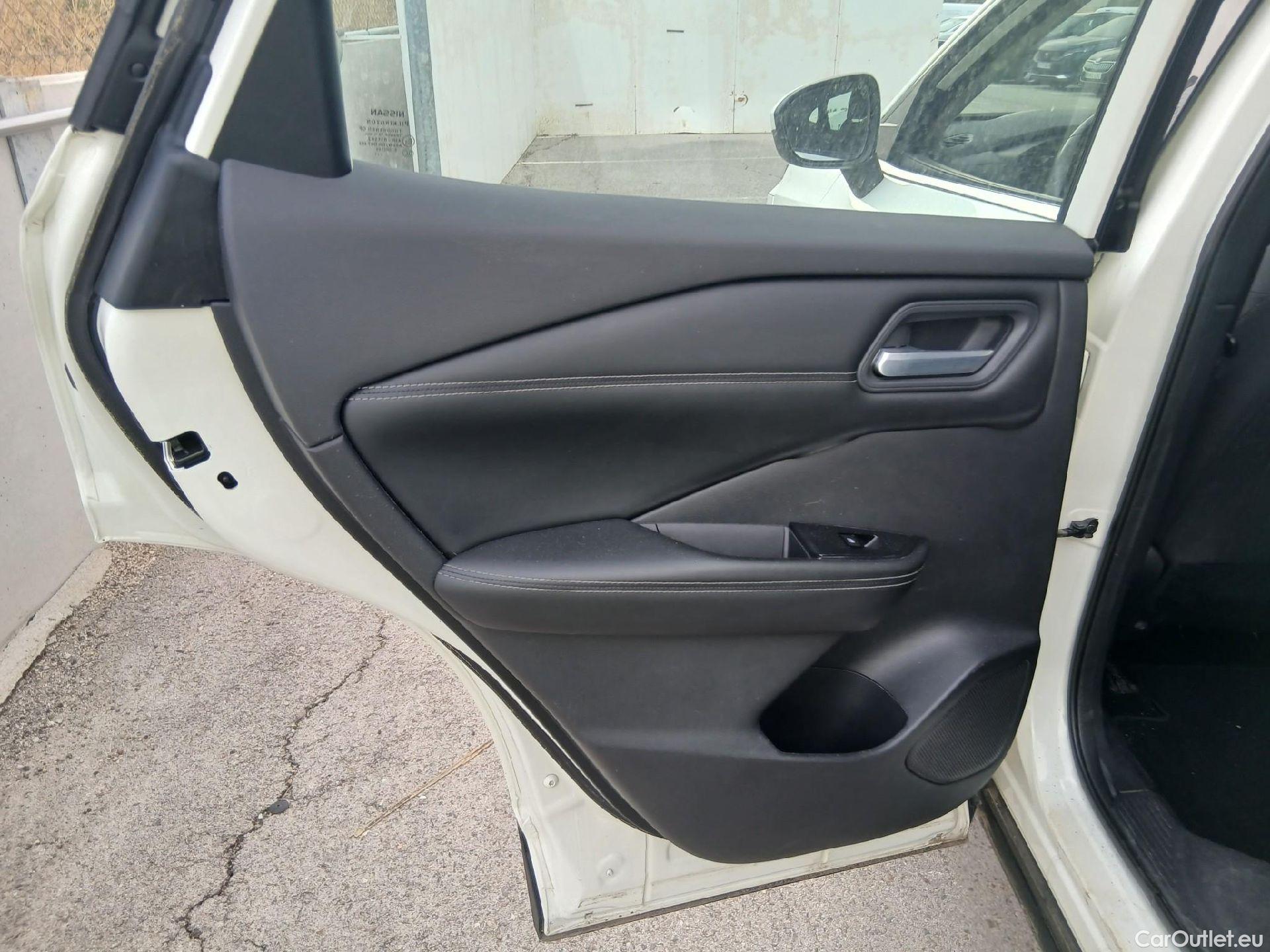  Nissan  Qashqai NISSAN  / 2021 / 5P / todoterreno DIG-T 103kW (140CV) mHEV 4x2 Acenta #22