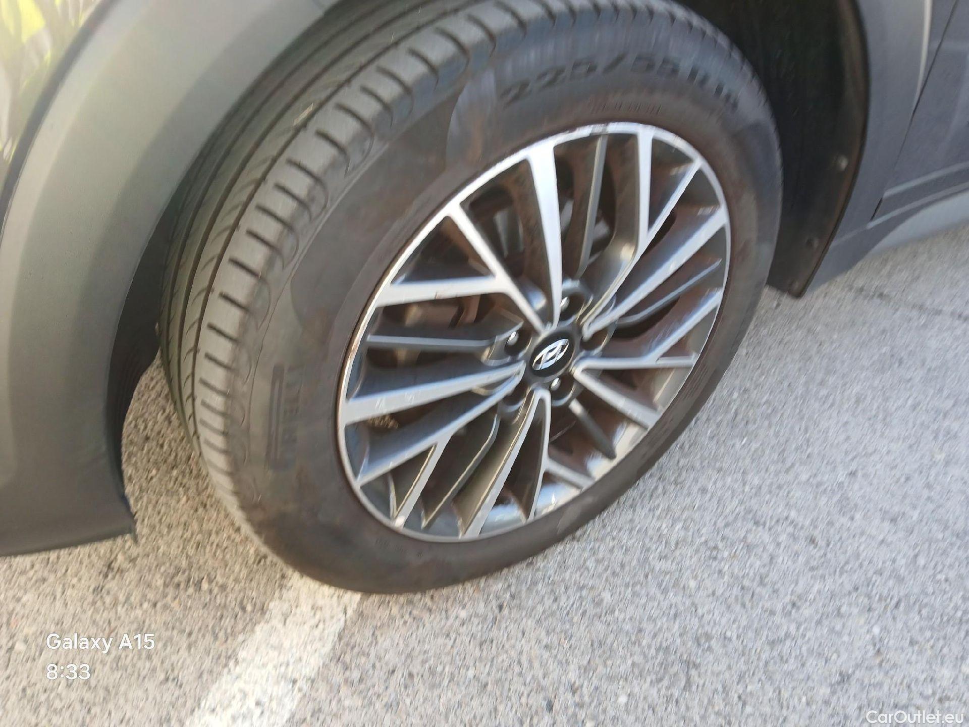 Hyundai  Tucson HYUNDAI  / 2018 / 5P / todoterreno 1.6 CRDI 85kW (116CV) 48V Tecno 4X2 #18