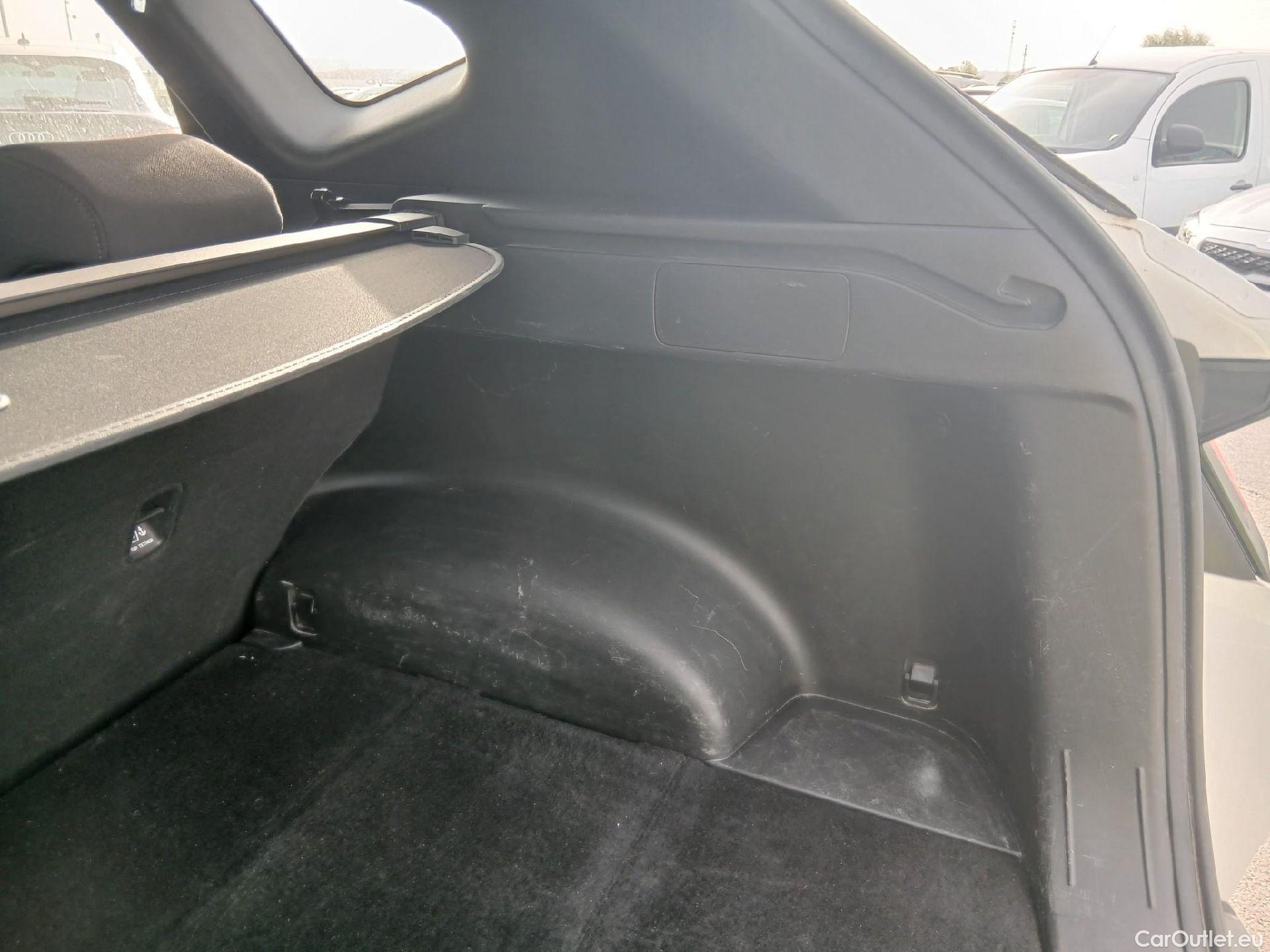  Hyundai  Tucson HYUNDAI  / 2020 / 5P / todoterreno 1.6 CRDI 100kW (136CV) 48V Maxx DCT #28