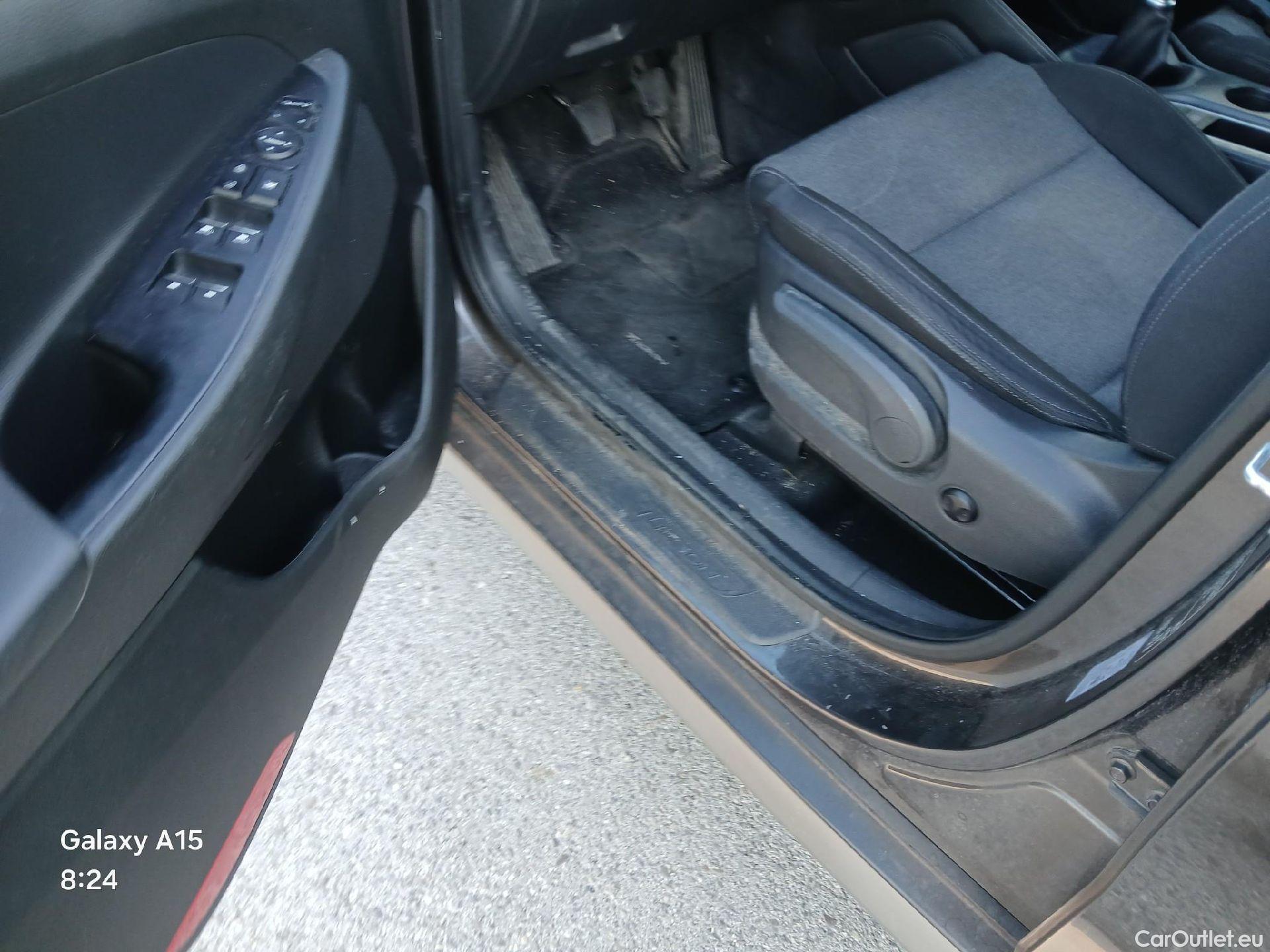  Hyundai  Tucson HYUNDAI  / 2018 / 5P / todoterreno 1.6 CRDI 85kW (116CV) 48V Tecno 4X2 #4
