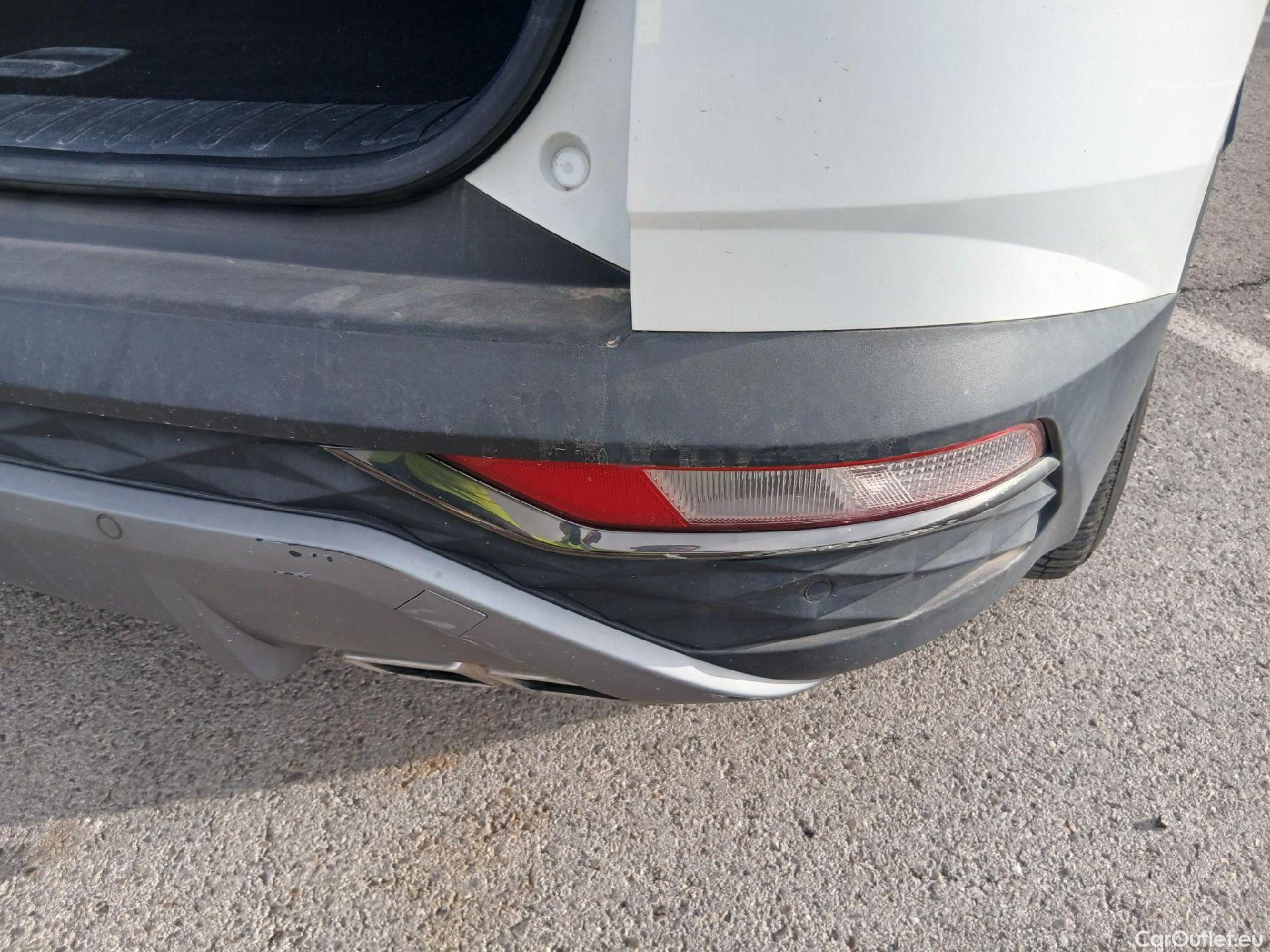 Hyundai  Tucson HYUNDAI  / 2020 / 5P / todoterreno 1.6 CRDI 100kW (136CV) 48V Maxx DCT #24