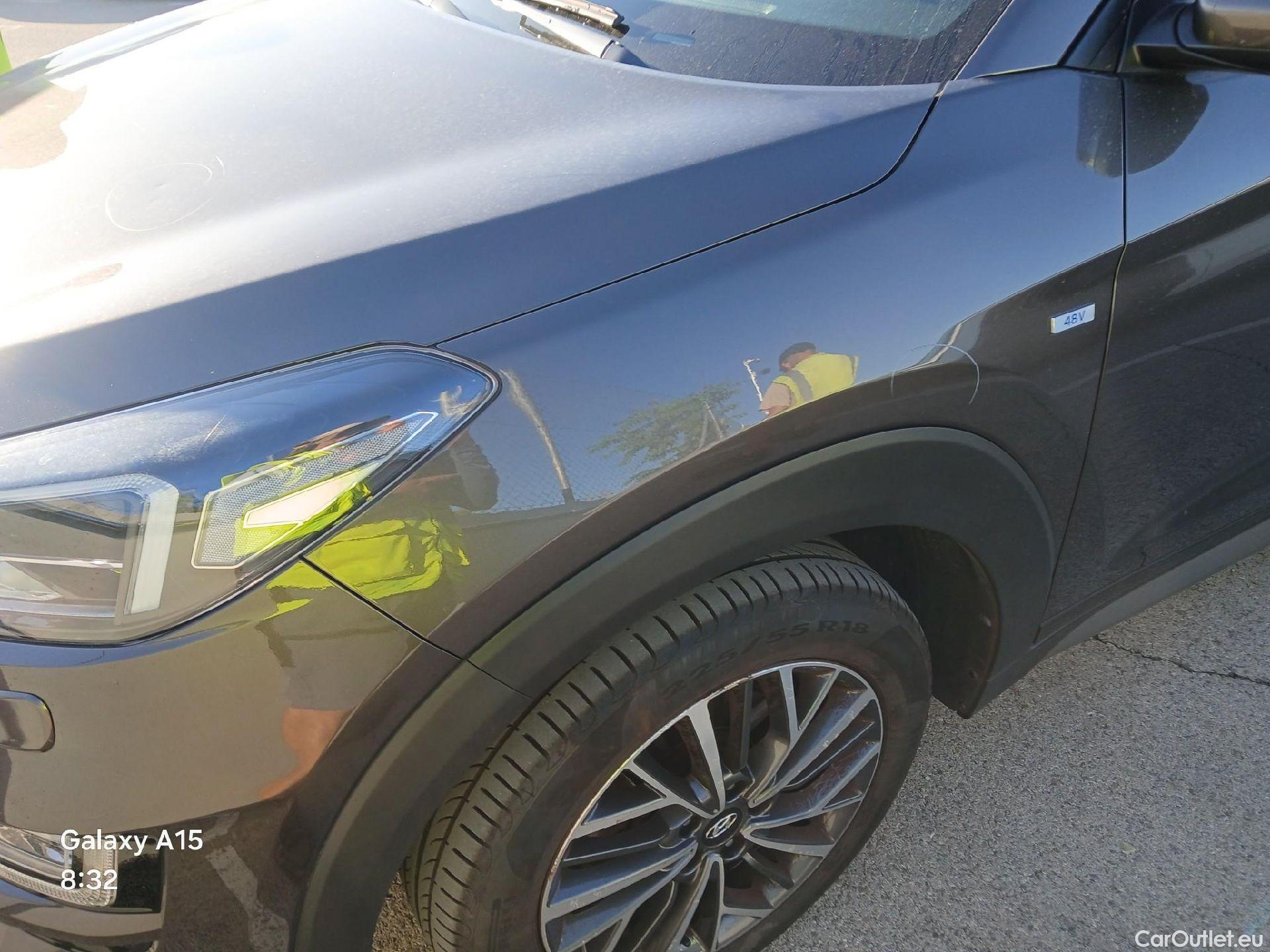  Hyundai  Tucson HYUNDAI  / 2018 / 5P / todoterreno 1.6 CRDI 85kW (116CV) 48V Tecno 4X2 #15