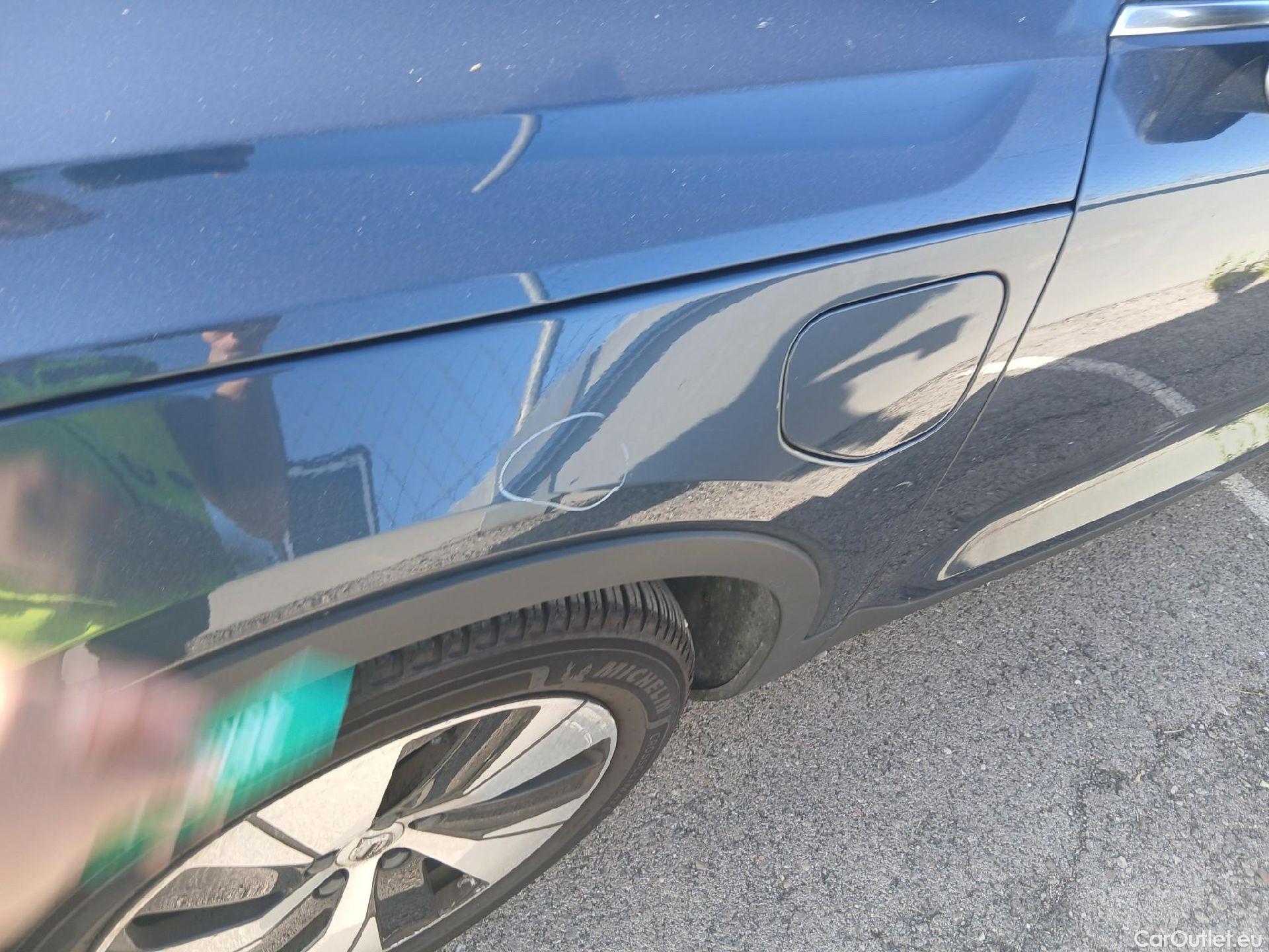  Volvo  XC 40 VOLVO XC40 / 2017 / 5P / todoterreno 1.5 T4 Twin Recharge Inscription Ex Auto #7