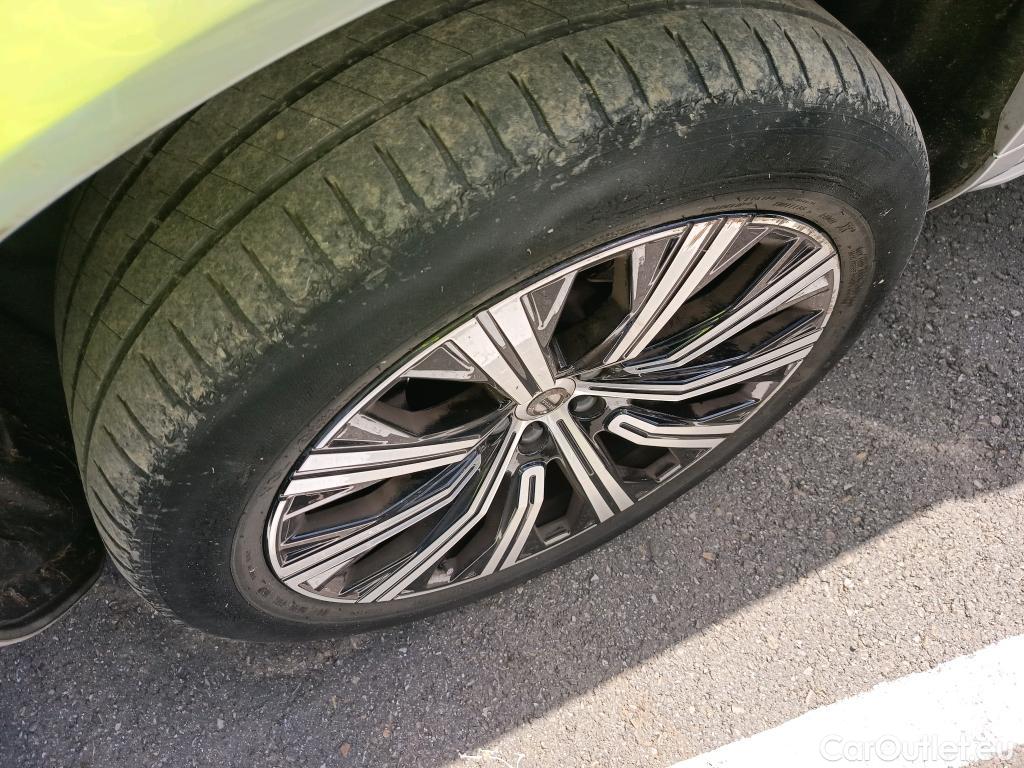  Volvo  XC90 VOLVO  / 2019 / 5P / todoterreno 2.0 T8 AWD Inscription Auto #3