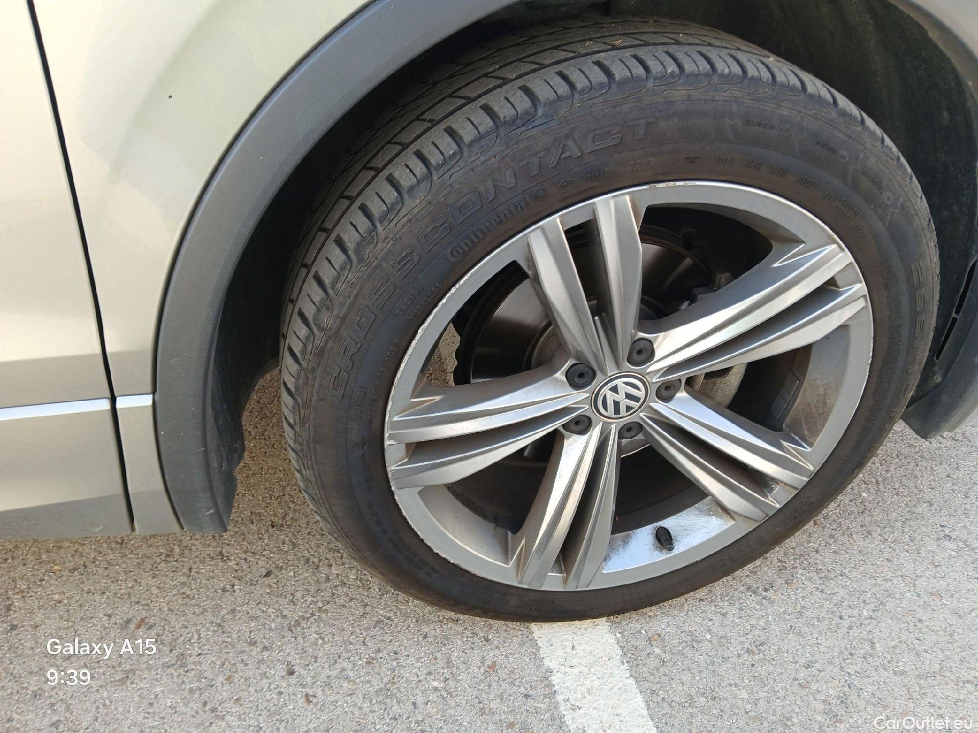  Volkswagen  Tiguan VOLKSWAGEN  / 2016 / 5P / todoterreno Advance 2.0 TDI 110kW (150CV) DSG #57