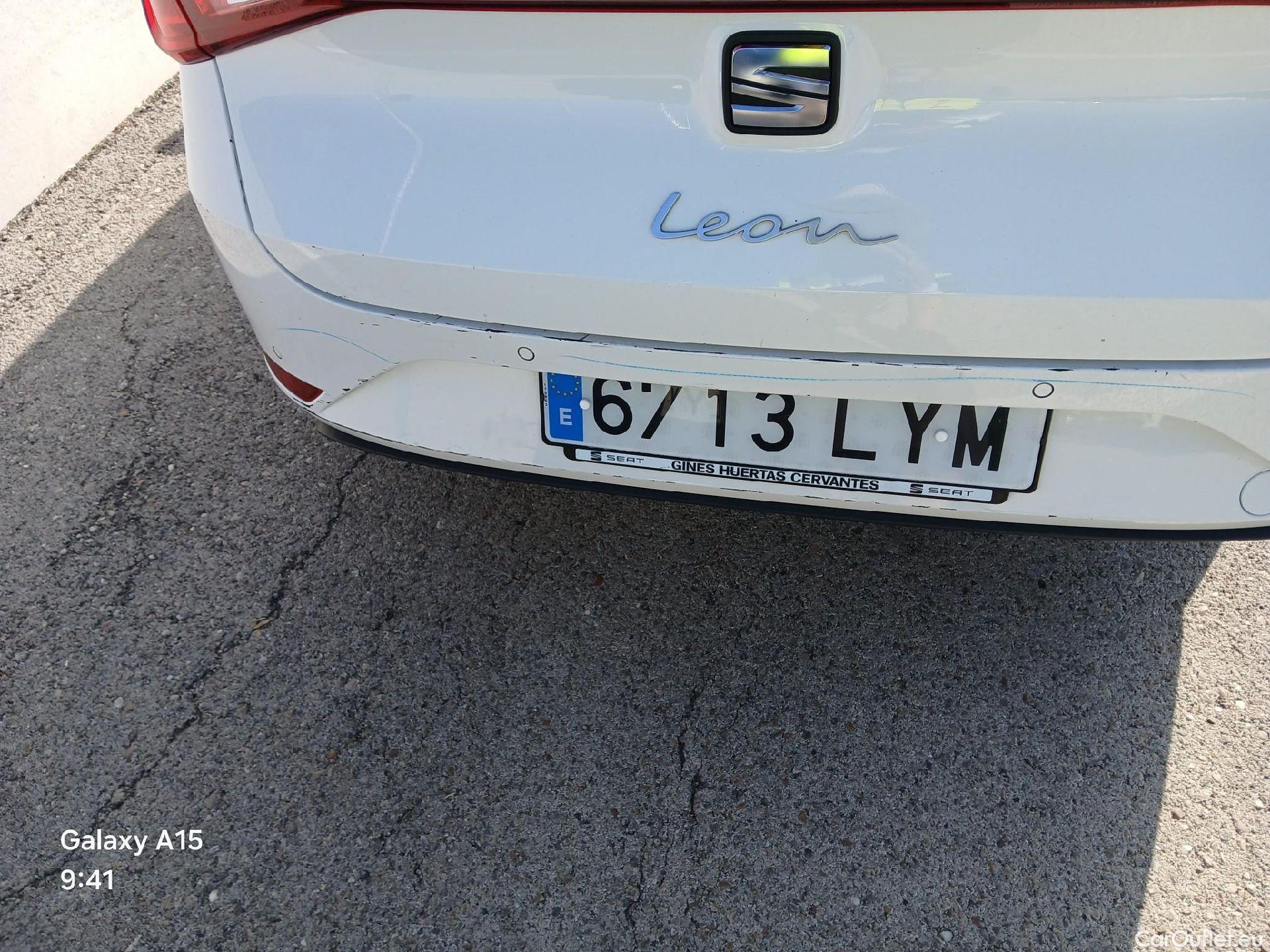  Seat  Leon SEAT Nuevo León / 2020 / 5P / familiar SP 1.5 eTSI 110kW DSG S&S Xcellence Go L #9