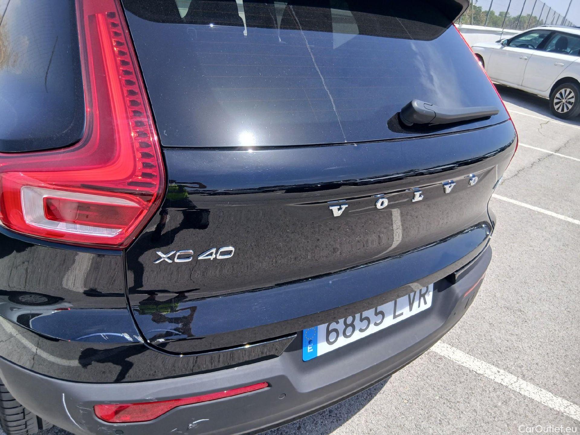  Volvo  XC 40 VOLVO XC40 / 2017 / 5P / todoterreno 1.5 T4 Twin Recharge R-Design Auto #23