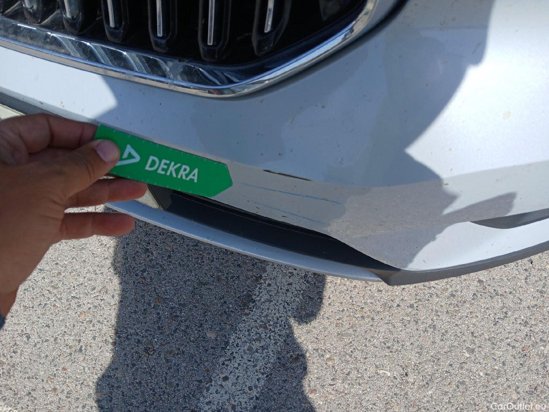  Volvo  XC 40 VOLVO XC40 / 2017 / 5P / todoterreno 1.5 T4 Twin Recharge Inscription Ex Auto #5