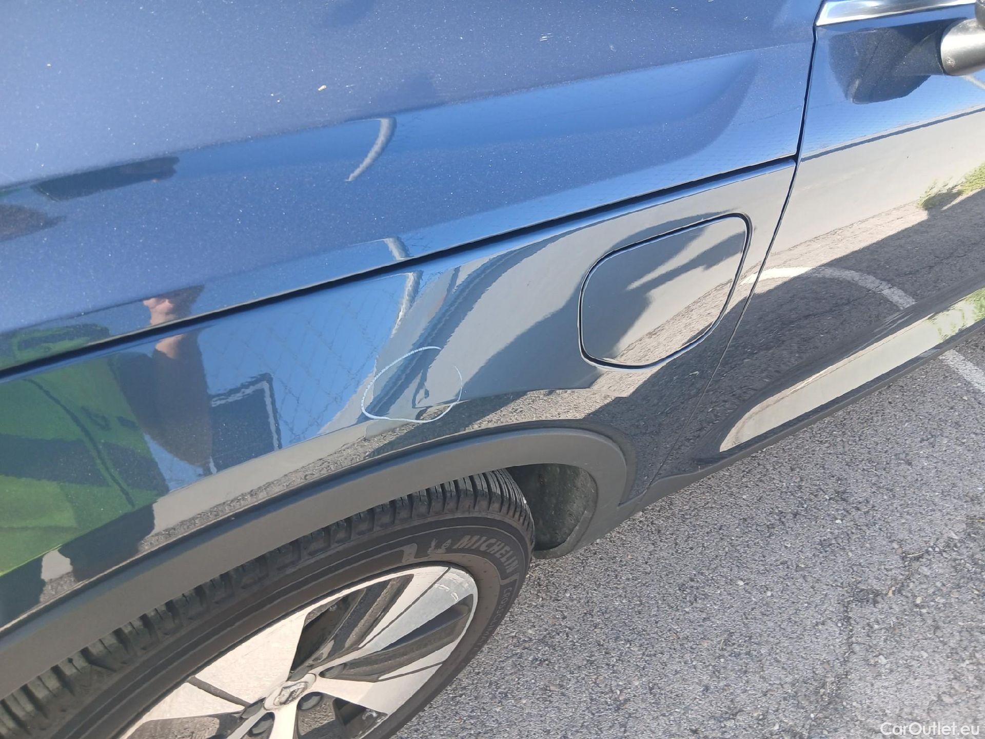 Volvo  XC 40 VOLVO XC40 / 2017 / 5P / todoterreno 1.5 T4 Twin Recharge Inscription Ex Auto #6