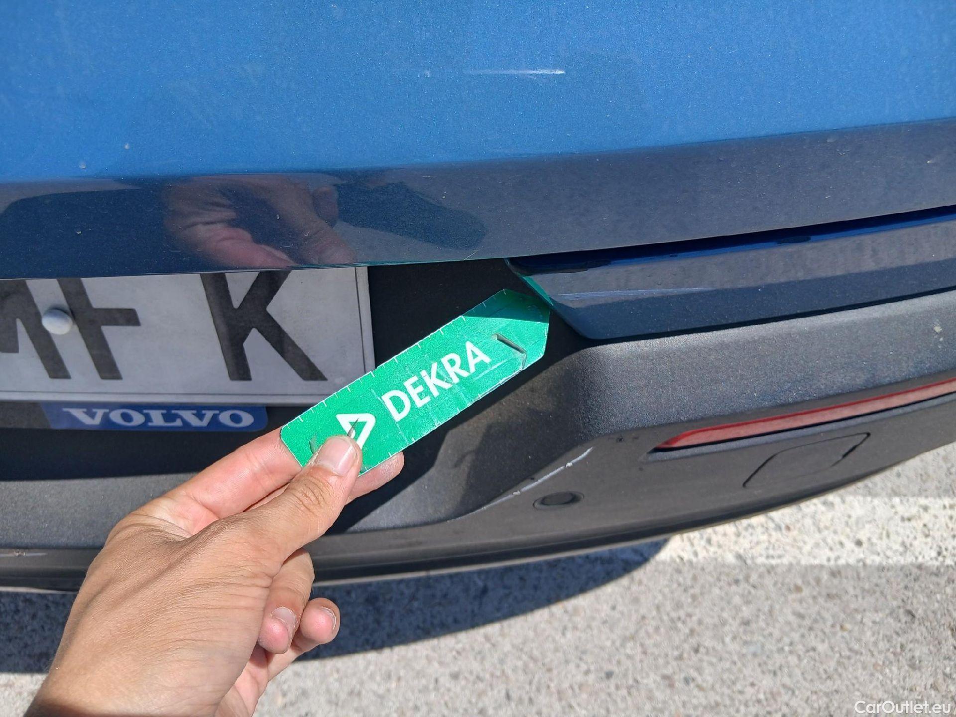  Volvo  XC 40 VOLVO XC40 / 2021 / 5P / todoterreno 1.5 T5 Recharge PHEV Plus Dark Auto #24
