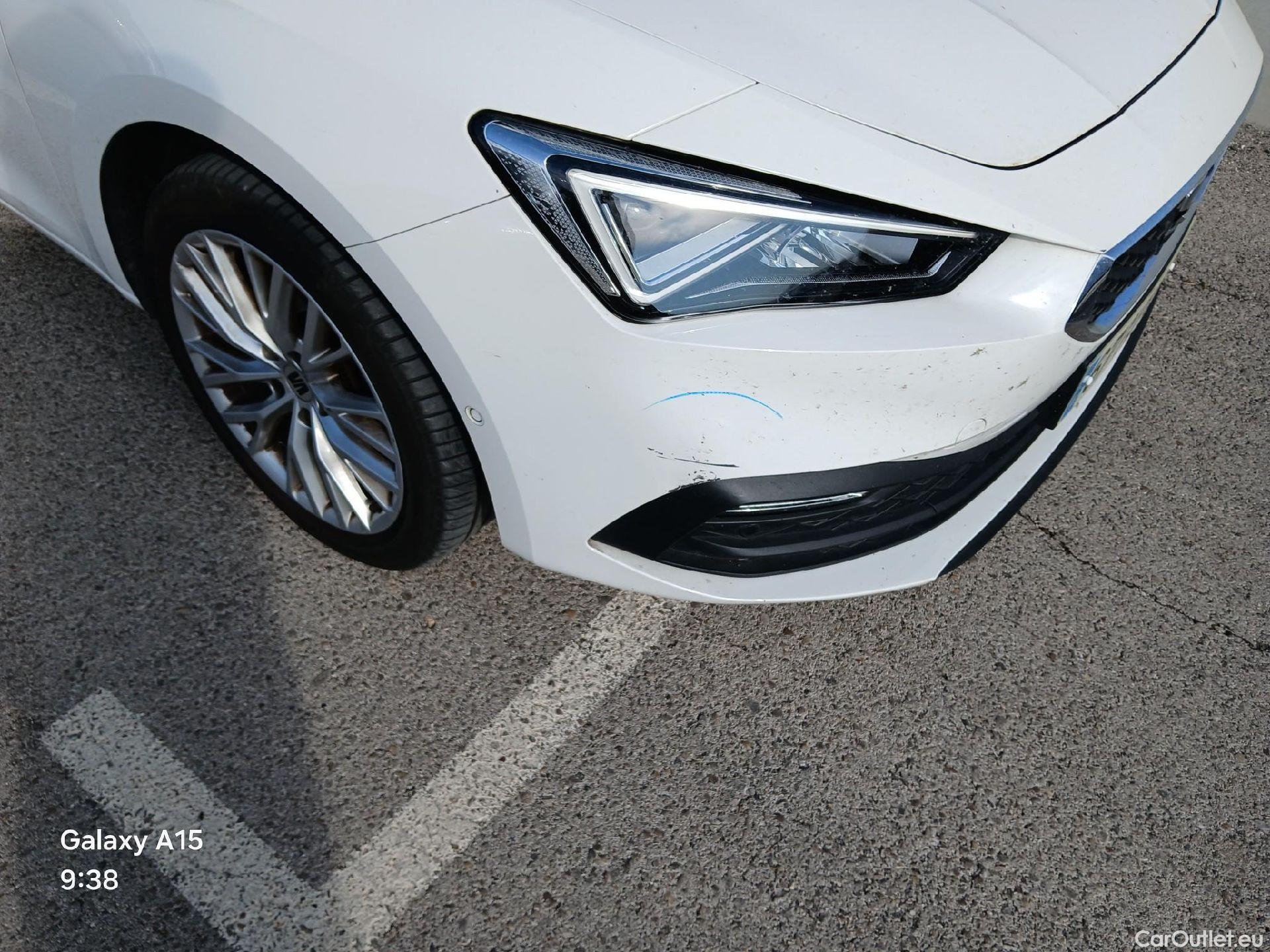  Seat  Leon SEAT Nuevo León / 2020 / 5P / familiar SP 1.5 eTSI 110kW DSG S&S Xcellence Go L #1