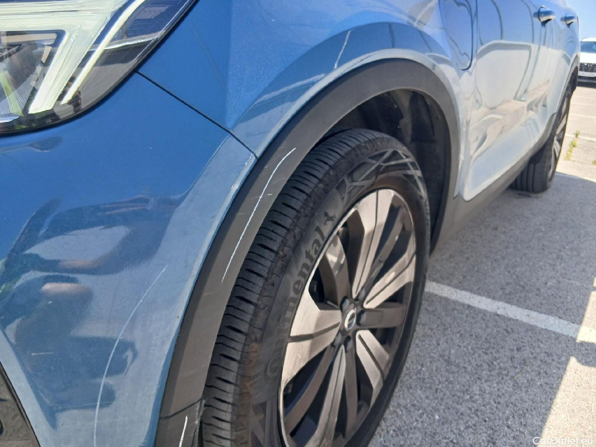  Volvo  XC 40 VOLVO XC40 / 2021 / 5P / todoterreno 1.5 T5 Recharge PHEV Plus Dark Auto #6