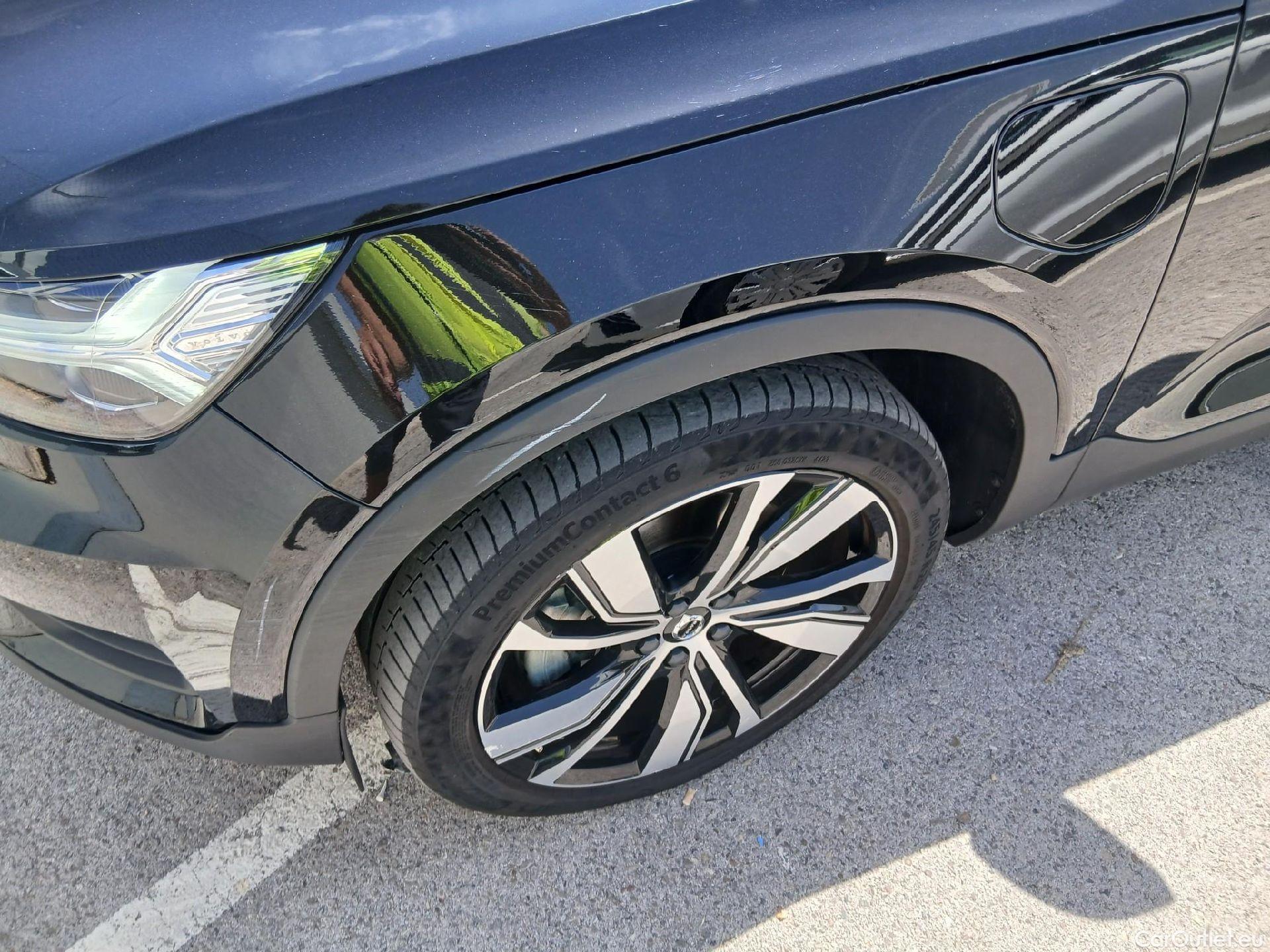  Volvo  XC 40 VOLVO XC40 / 2017 / 5P / todoterreno 1.5 T4 Twin Recharge R-Design Auto #10