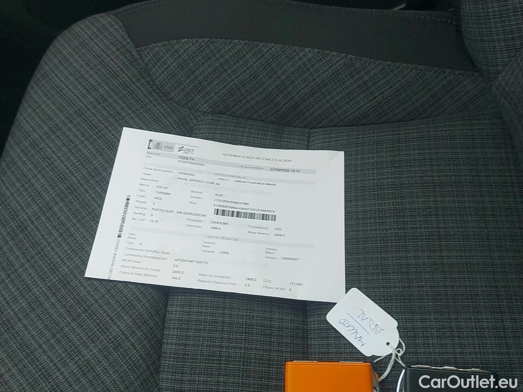  Volvo  XC60 VOLVO  / 2017 / 5P / todoterreno 2.0 B4 G Momentum Pro Auto #7