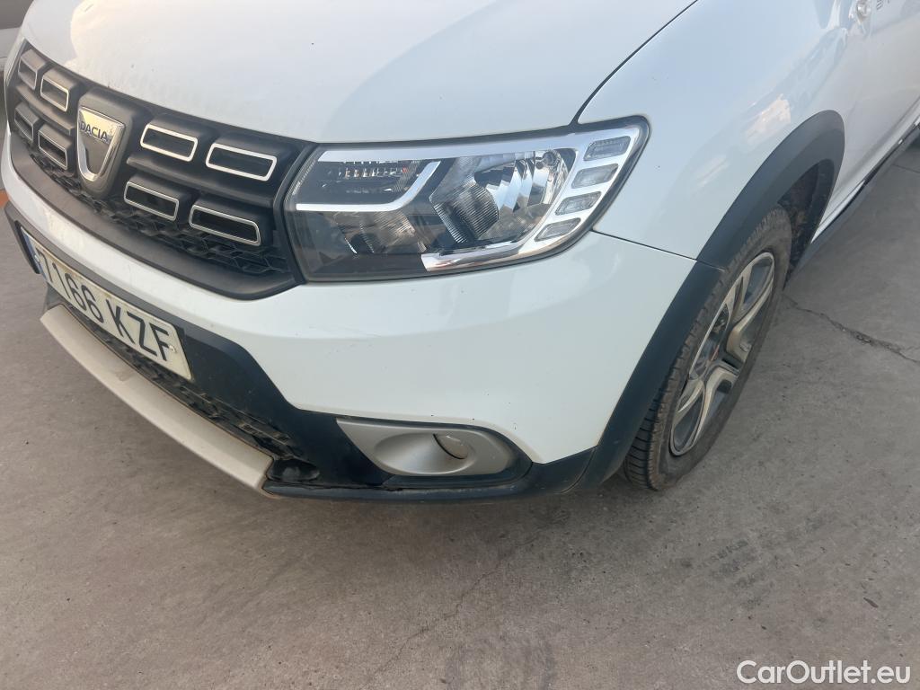  Dacia  Sandero DACIA  / 2016 / 5P / berlina con portón Stepway Essential Blue dCi 70kW (95CV) #43