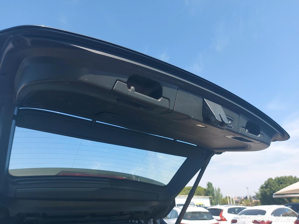  Volvo  XC60 VOLVO     2.0 T6 AWD Recharge Plus Bright Auto #18