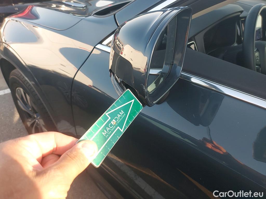  Volvo  XC60 VOLVO  / 2017 / 5P / todoterreno 2.0 B4 G Momentum Pro Auto #16