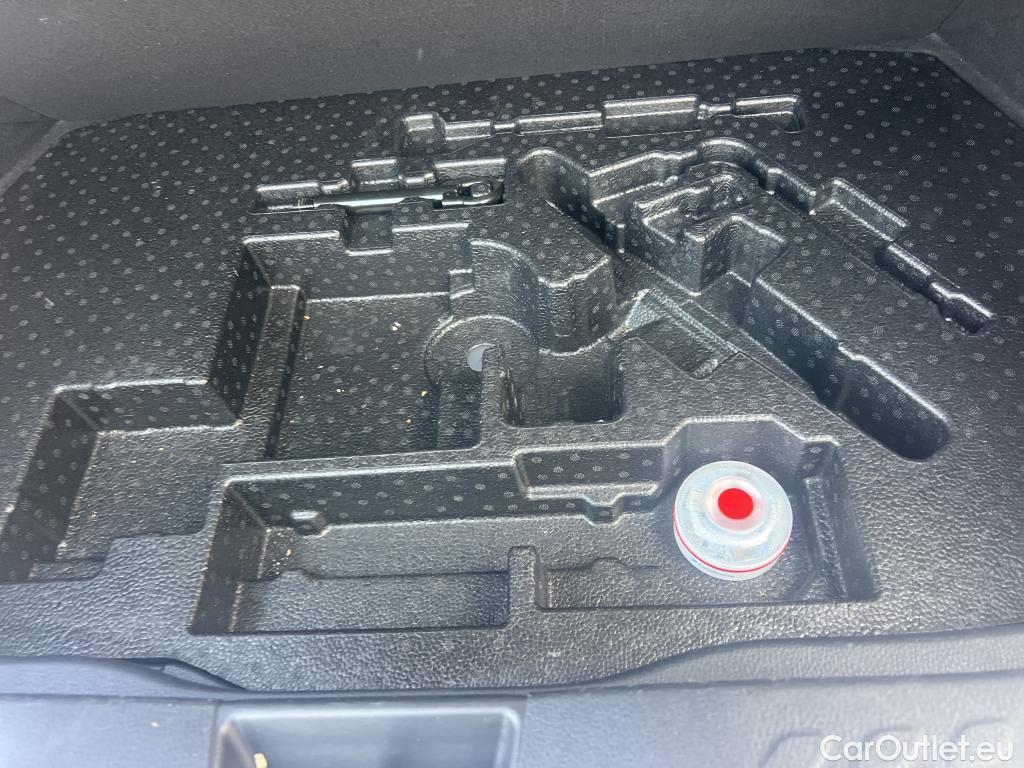  Toyota  C-HR TOYOTA  / 2016 / 5P / todoterreno 1.8 125H Advance (CX) #14