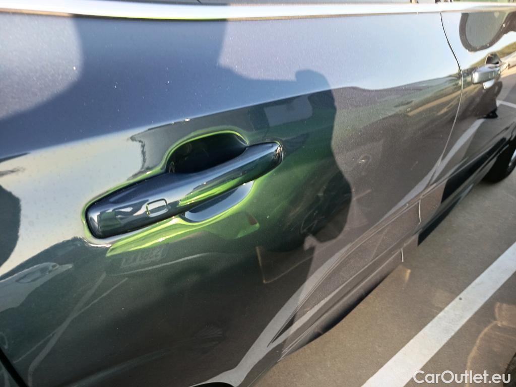  Volvo  XC60 VOLVO  / 2017 / 5P / todoterreno 2.0 B4 D Momentum Pro Auto #3