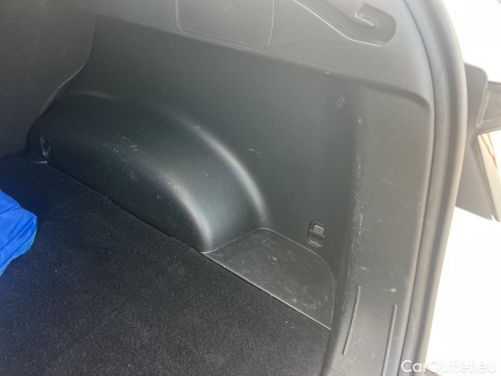  Hyundai  Tucson HYUNDAI  / 2020 / 5P / todoterreno 1.6 CRDI 85kW (115CV) Klass #18