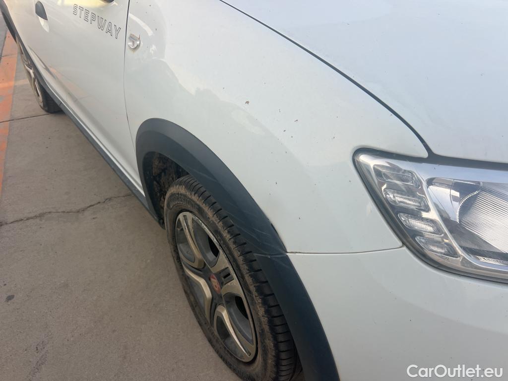  Dacia  Sandero DACIA  / 2016 / 5P / berlina con portón Stepway Essential Blue dCi 70kW (95CV) #12