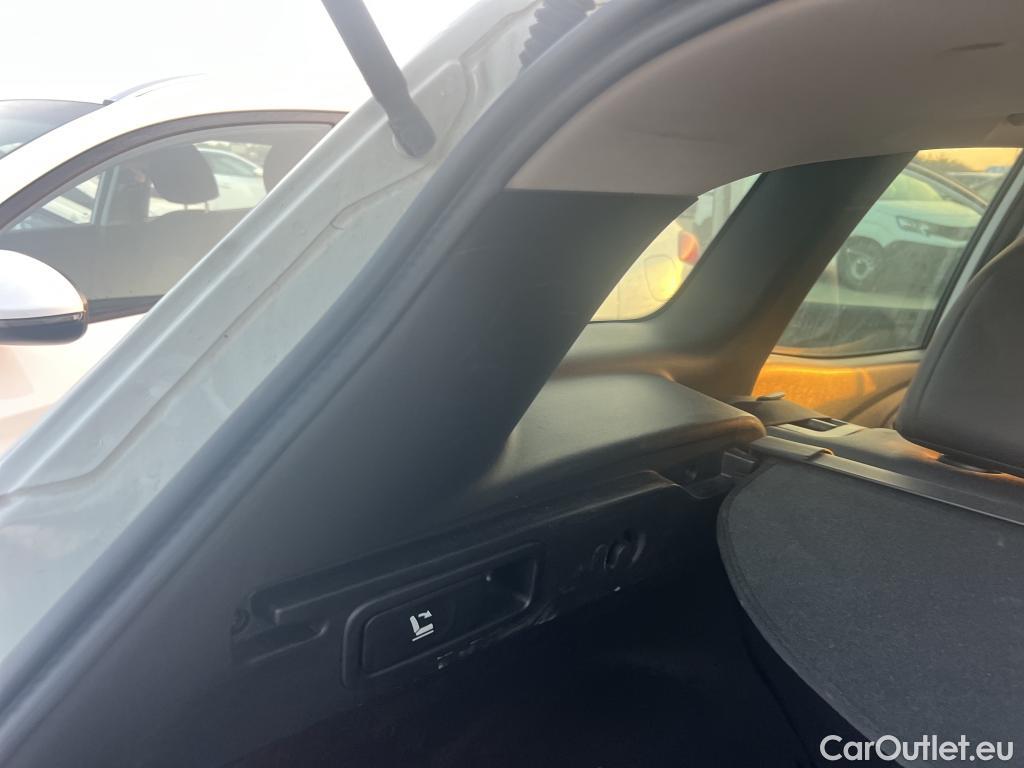  Renault  Kadjar RENAULT  / 2019 / 5P / crossover Zen GPF TCe 103kW (140CV) EDC #17