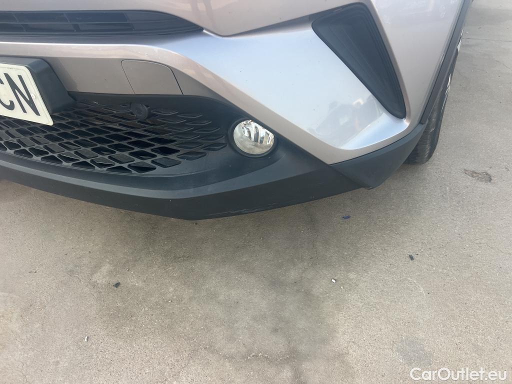  Toyota  C-HR TOYOTA  / 2016 / 5P / todoterreno 1.8 125H Advance (CX) #26