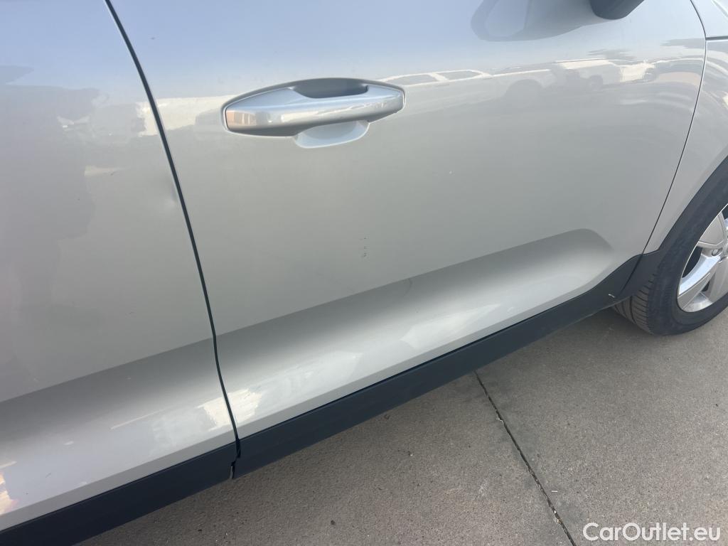  Volvo  XC 40 VOLVO XC40 / 2021 / 5P / todoterreno 1.5 T2 Essential Dark Auto #14