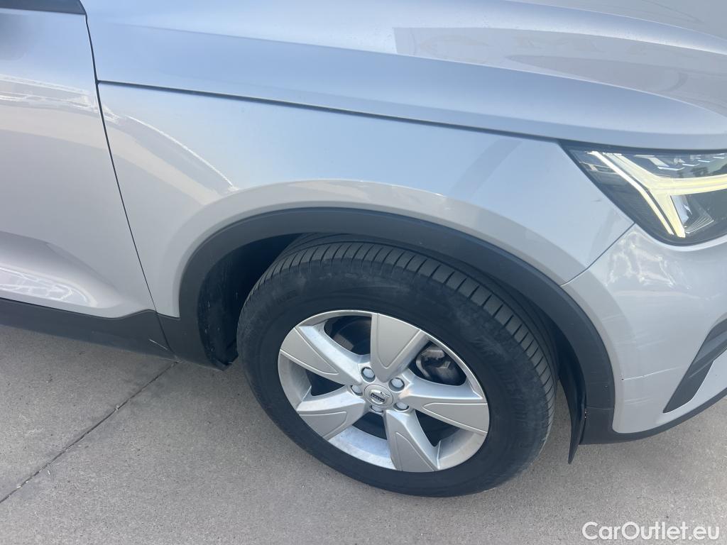  Volvo  XC 40 VOLVO XC40 / 2021 / 5P / todoterreno 1.5 T2 Essential Dark Auto #29