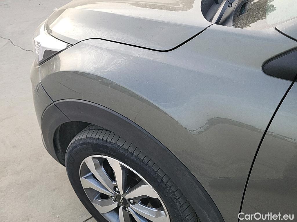  KIA  STONIC KIA  / 2017 / 5P / todoterreno 1.0 T-GDi 88kW (120CV) MHEV iMT Drive #23