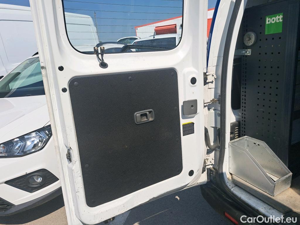  Nissan  NV200 NISSAN E- VU 4p 1G furgón Eléctrica PROFESIONAL Furgón #54