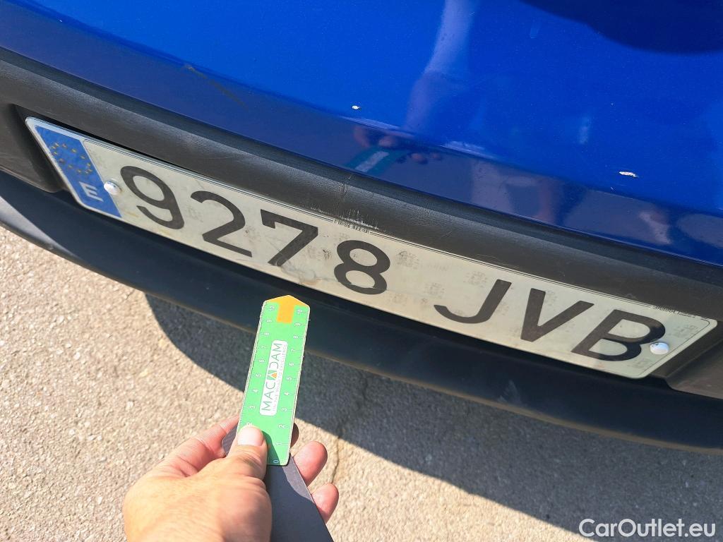  Nissan  NV200 NISSAN E- VU 4p 1G furgón Eléctrica PROFESIONAL Furgón #47