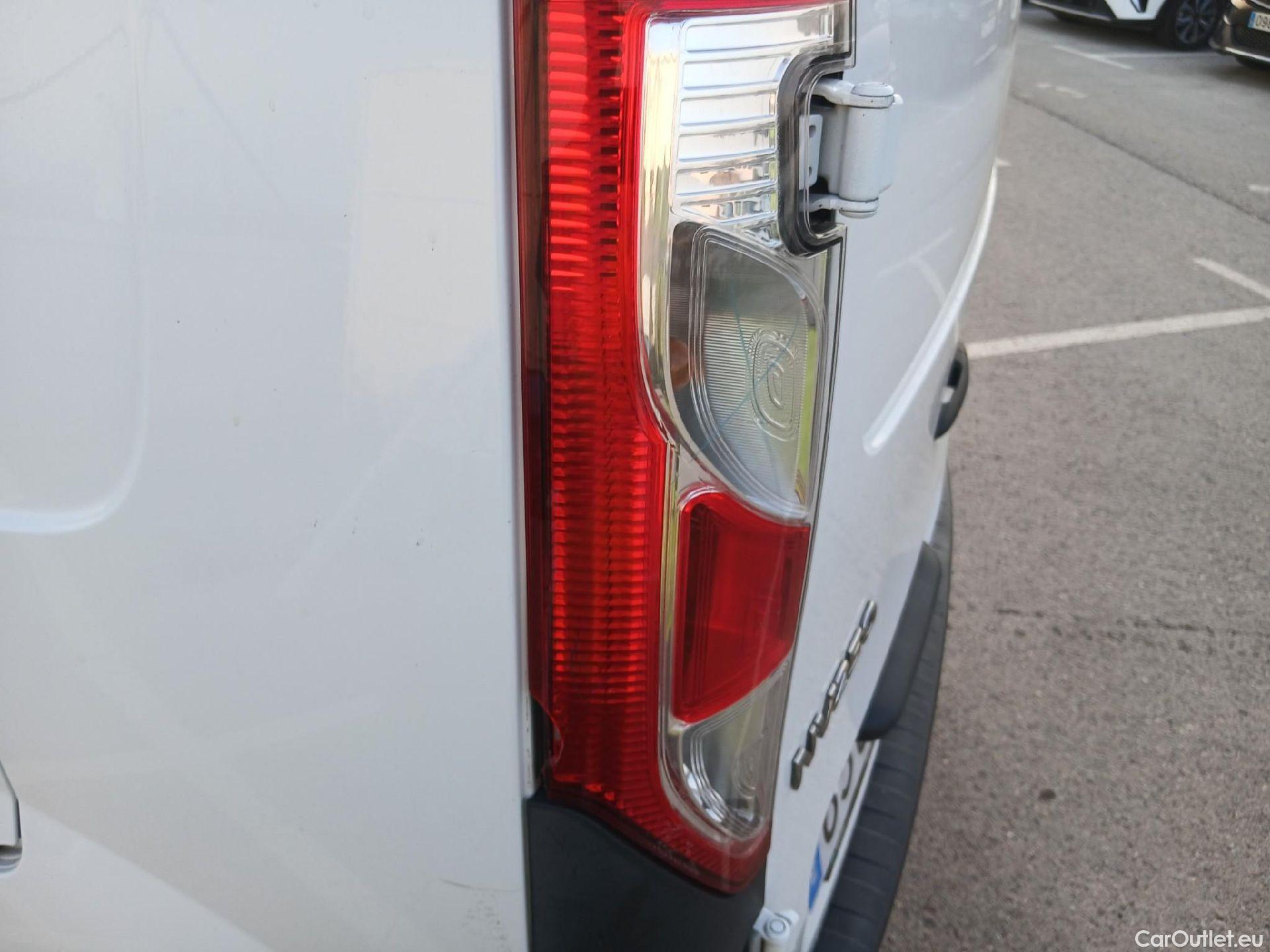 Nissan  NV200 NISSAN NV250 / 2019 / 4P / furgón 2pl 1.5dCi 70 kW (95CV) L2H1 ÓPTIMA #20