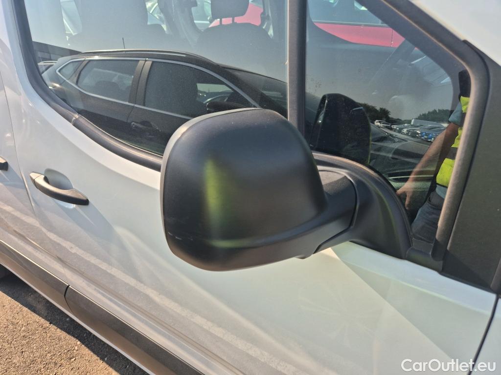  Toyota  Proace TOYOTA  City / 2020 / 4P / combi 1.5D 75kW (100CV) GX L1 #60