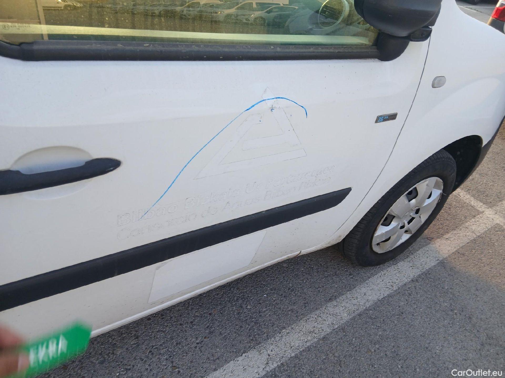  Renault  Kangoo RENAULT  Z.E./2013/4P/furgón derivado de turismo Maxi Z.E. 5 plazas #34