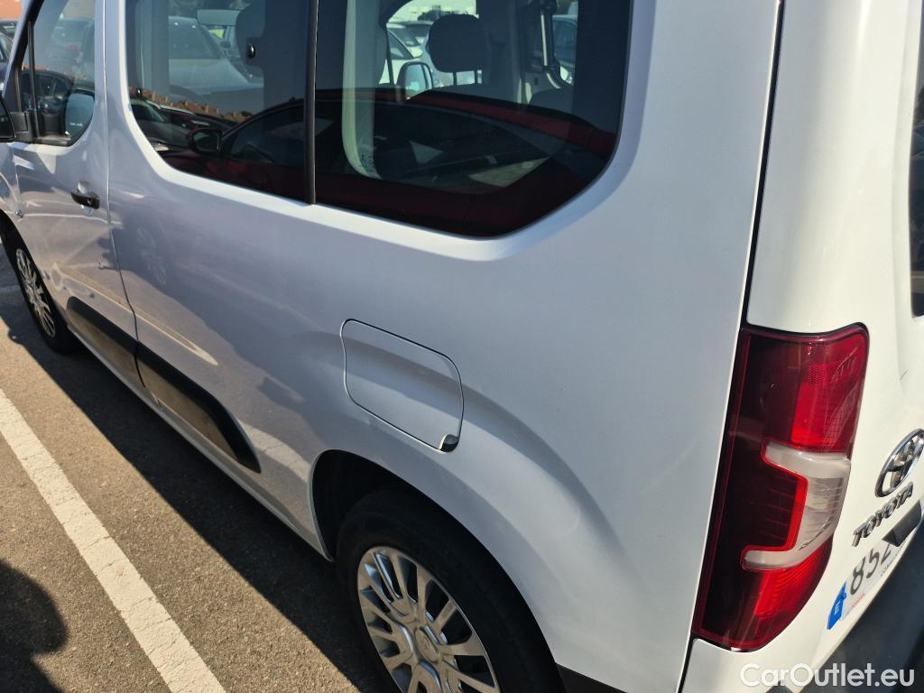  Toyota  Proace TOYOTA  City / 2020 / 4P / combi 1.5D 75kW (100CV) GX L1 #58