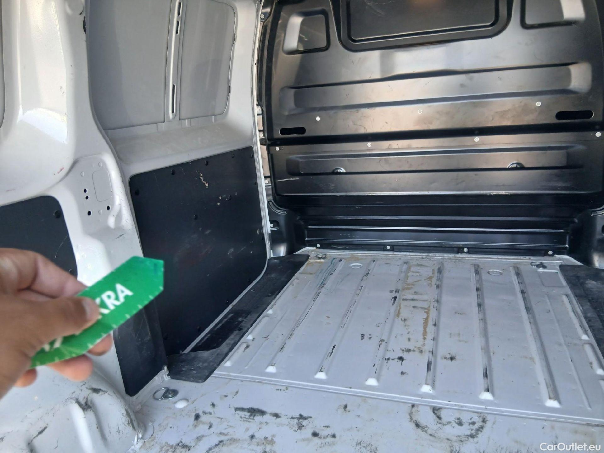  Toyota  Proace TOYOTA  / 2020 / 4P / furgón 1.5D 120CV GX 1PL 2PT L1 #13