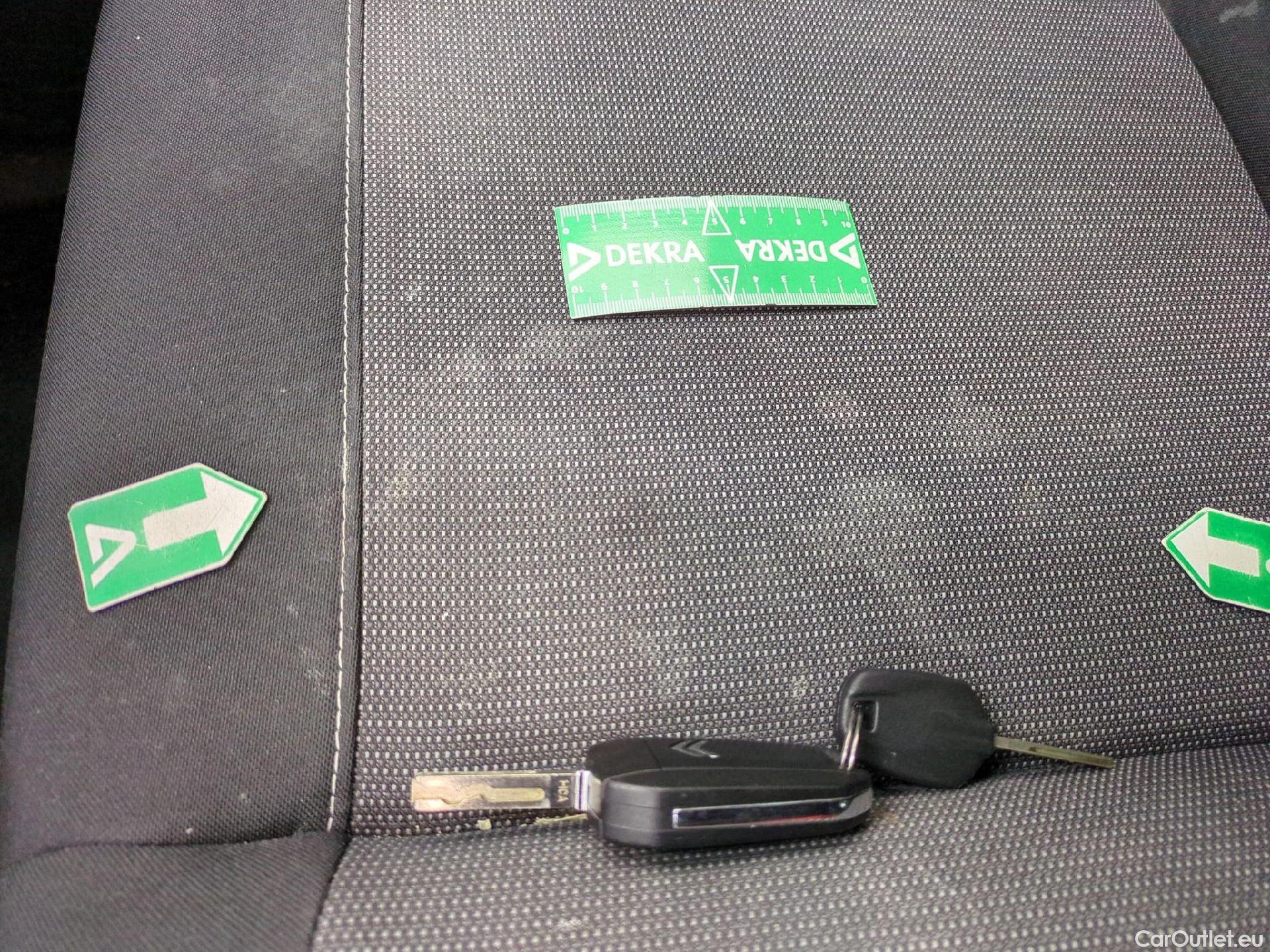  Citroen  C3  Aircross Feel Pack 1.2 PureTech 130CV BVA6 E6d #3