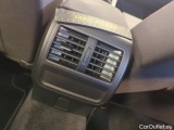  Volkswagen  Passat Volkswagen  Variant 2.0 TDI EVO 150 KM DSG Business 5d #31