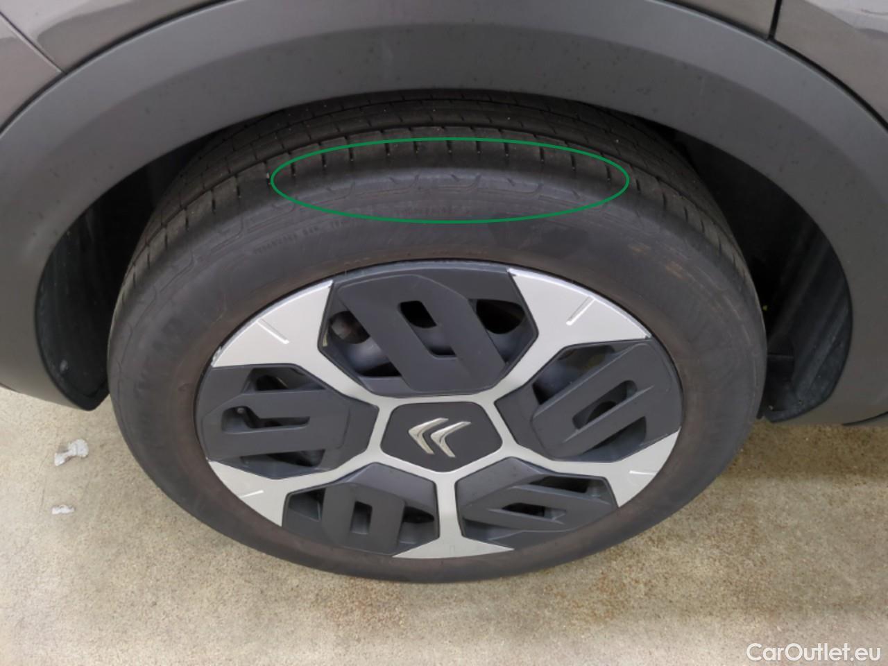  Citroen  C4  Berline Feel 1.2 PureTech 130CV BVA8 6E #2