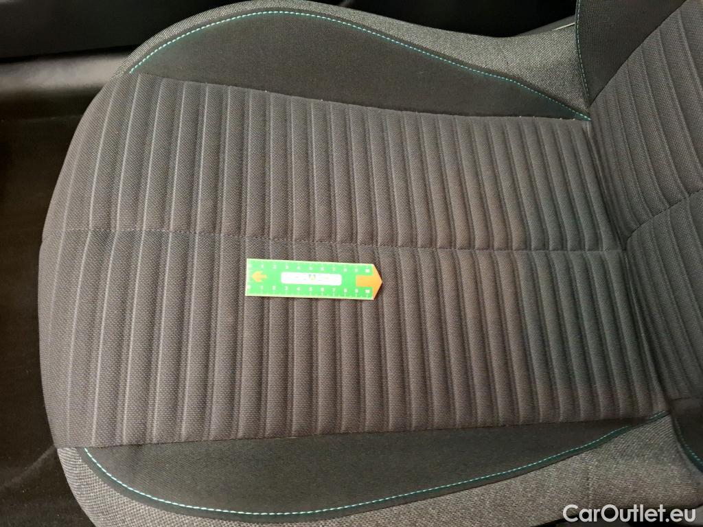  Peugeot  208  Style 1.2 PureTech 75CV BVM5 E6d #13
