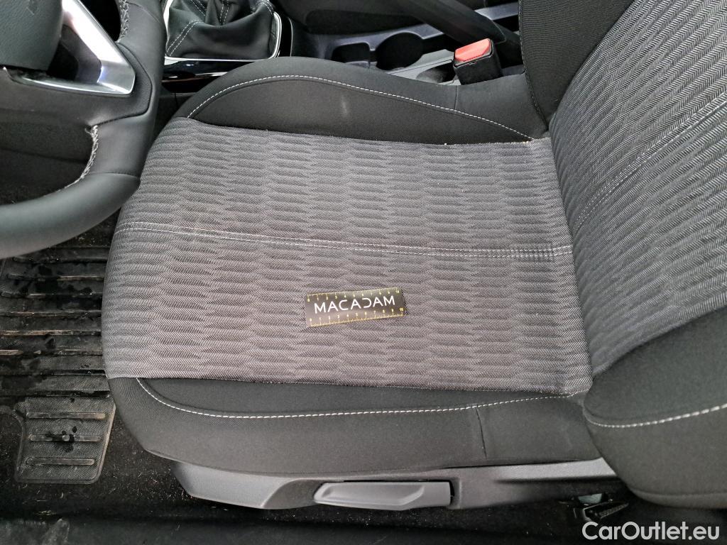  Opel  Corsa  F Elegance Business 1.2 Turbo 100CV BVM6 E6d #19